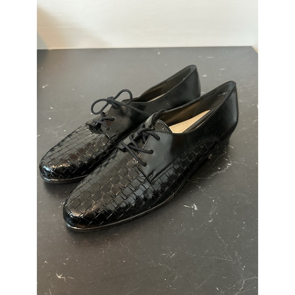 Trotters Black Woven Leather Lace-Up Flats Sz 8AA